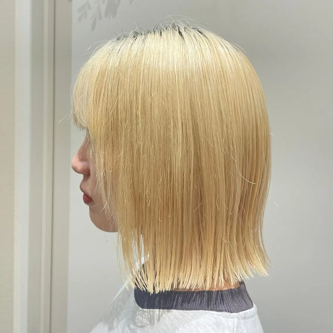 ショート カラー ヘアカラー トリートメント 🚀MOEKA ᵕ̈ ハイトーン💫のヘアスタイル