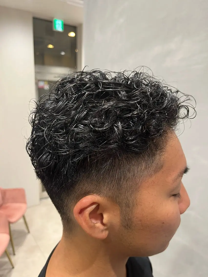 パーマ メンズ メンズパーマ カット パーマ 💜N°大分💜 三浦のヘアスタイル