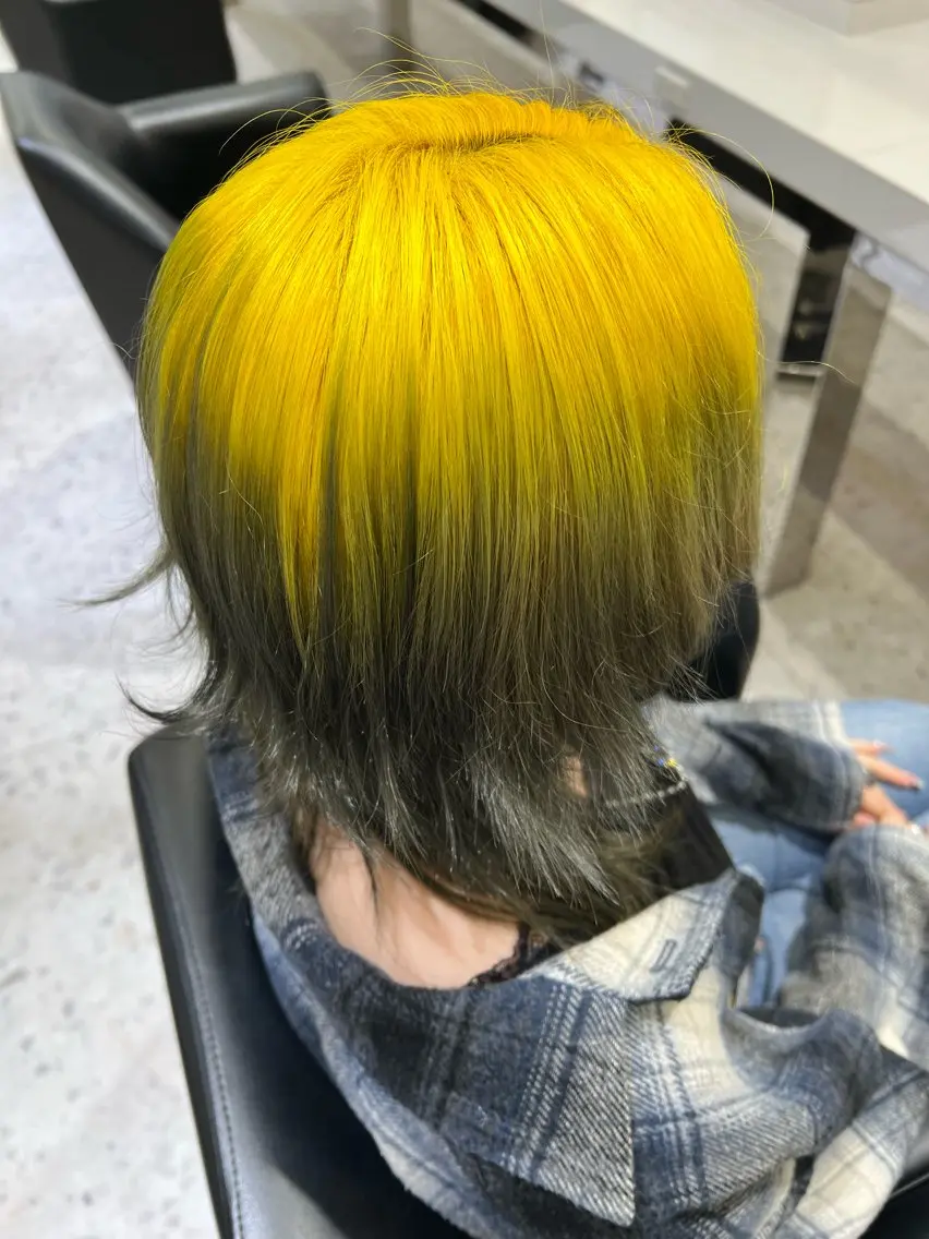 カラー ダブルカラー/透明感 アンジのヘアスタイル