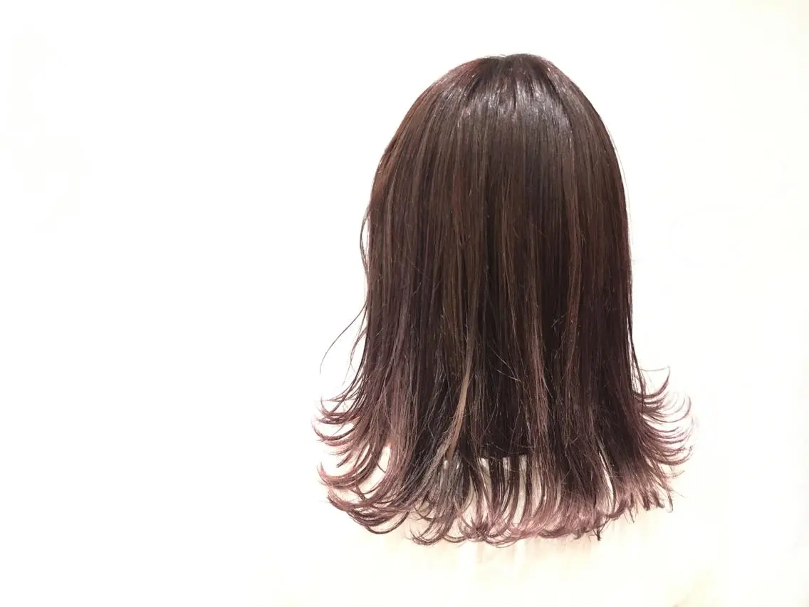 カラー 野上 綾香のヘアスタイル