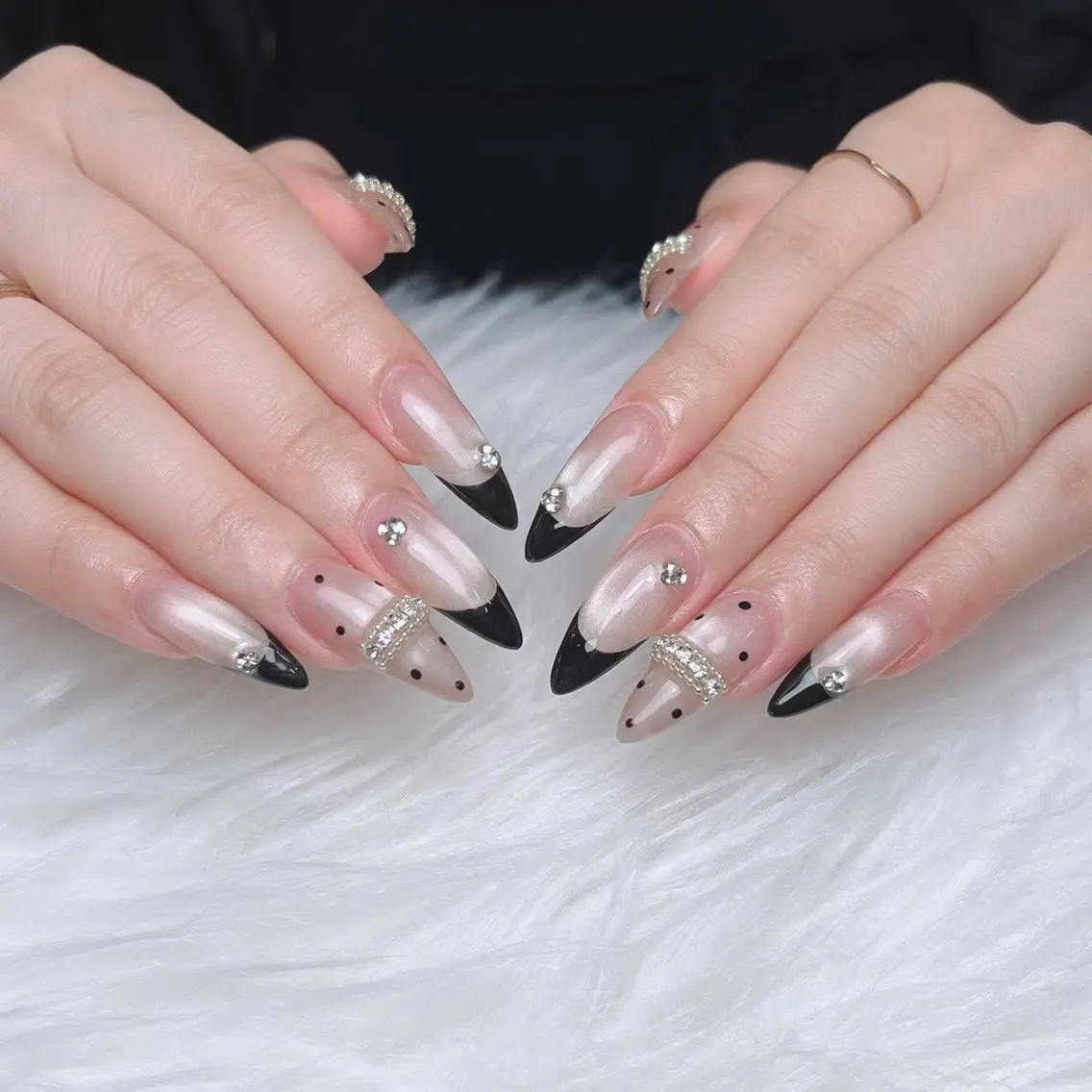 ネイル ガーリー ハート 韓国ネイル ニュアンスネイル リボン ハンドネイル Sora nail 長さ出し専門店のネイルデザイン
