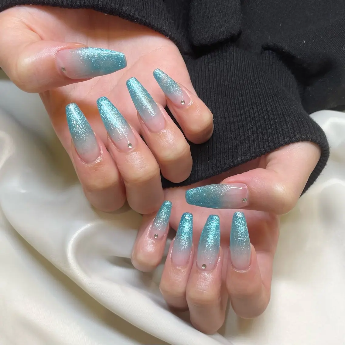 ネイル グラデーション ラメ(グリッター) ラメグラデーション ハンドネイル ui nailのネイルデザイン