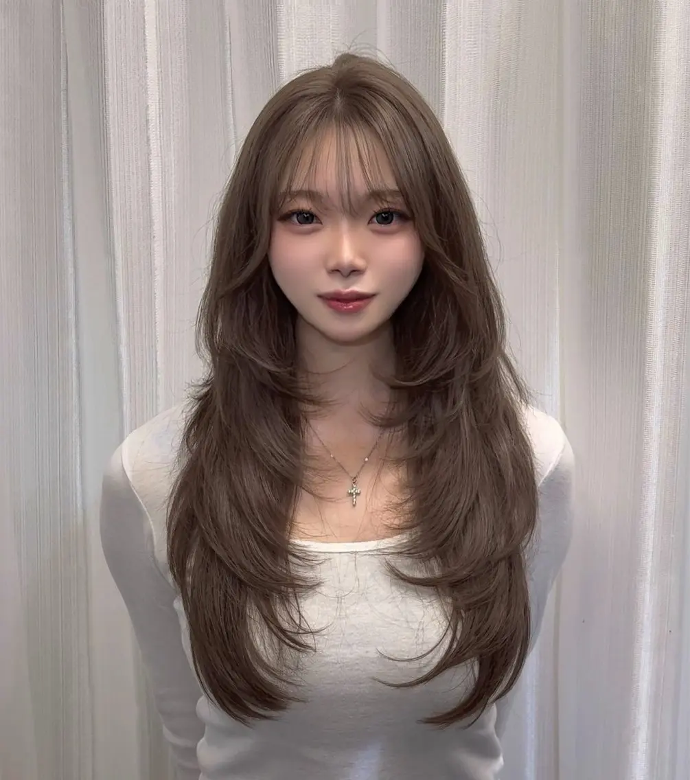 ロング カラー ベージュカラー ブリーチ ダブルカラー ヘーゼル ブリーチなしカラー ヘアカラー 🩵福岡ブリーチなし レイヤー/紫音🩵のヘアスタイル
