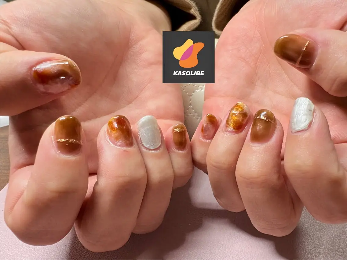 ネイル アートネイル ニュアンスネイル kasolibe 【カソリベ】のネイルデザイン