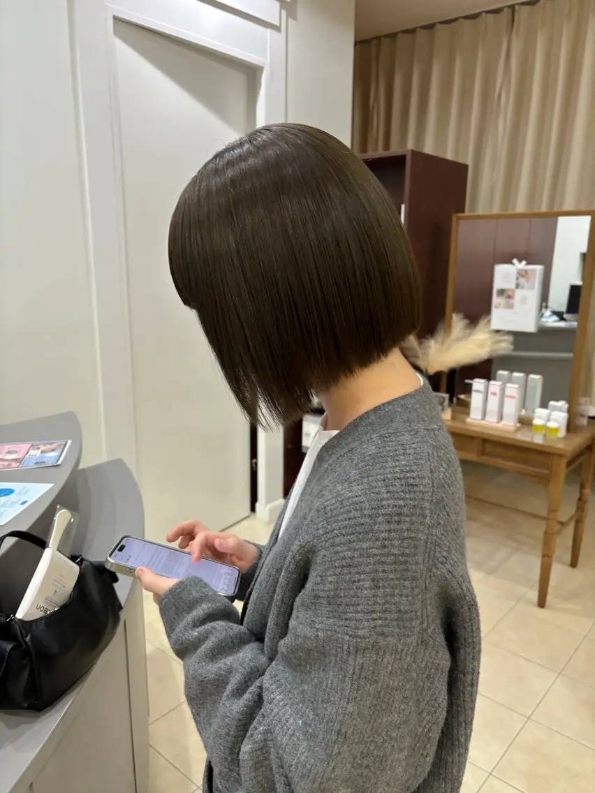 ミディアム alu yuinaのヘアスタイル