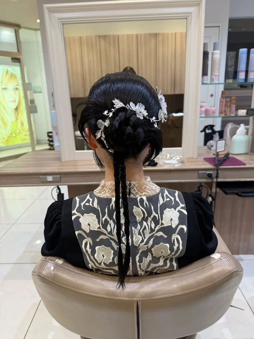 ロング ヘアアレンジ ヘアセット 韓国ヘアメイク🎀/ 縮毛矯正✨山本媛香のヘアスタイル