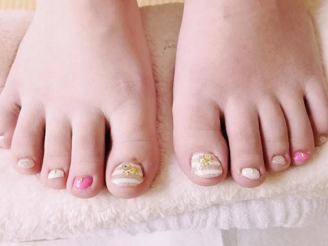 ネイル ボーダー フットネイル 夏ネイル ハンドネイル フットネイル trees_ nailのネイルデザイン