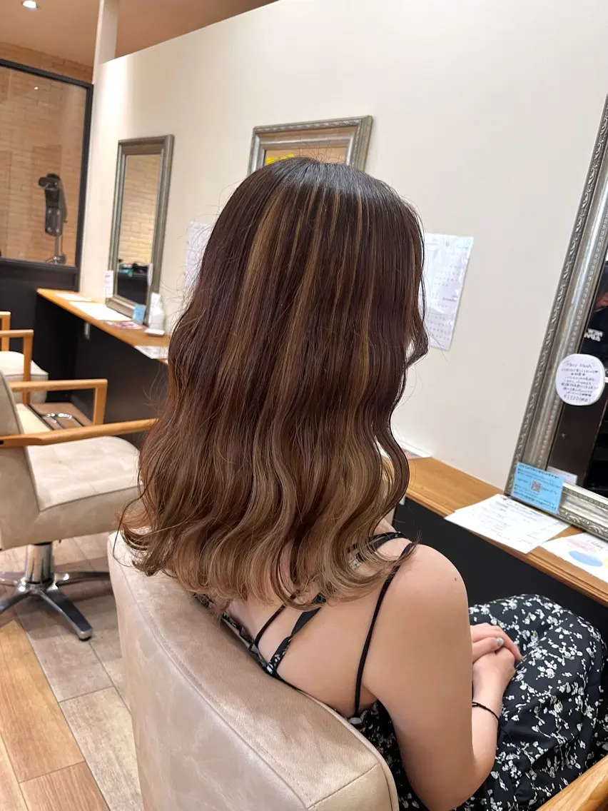 セミロング ヘアカラー ななか /KOKOROのヘアスタイル
