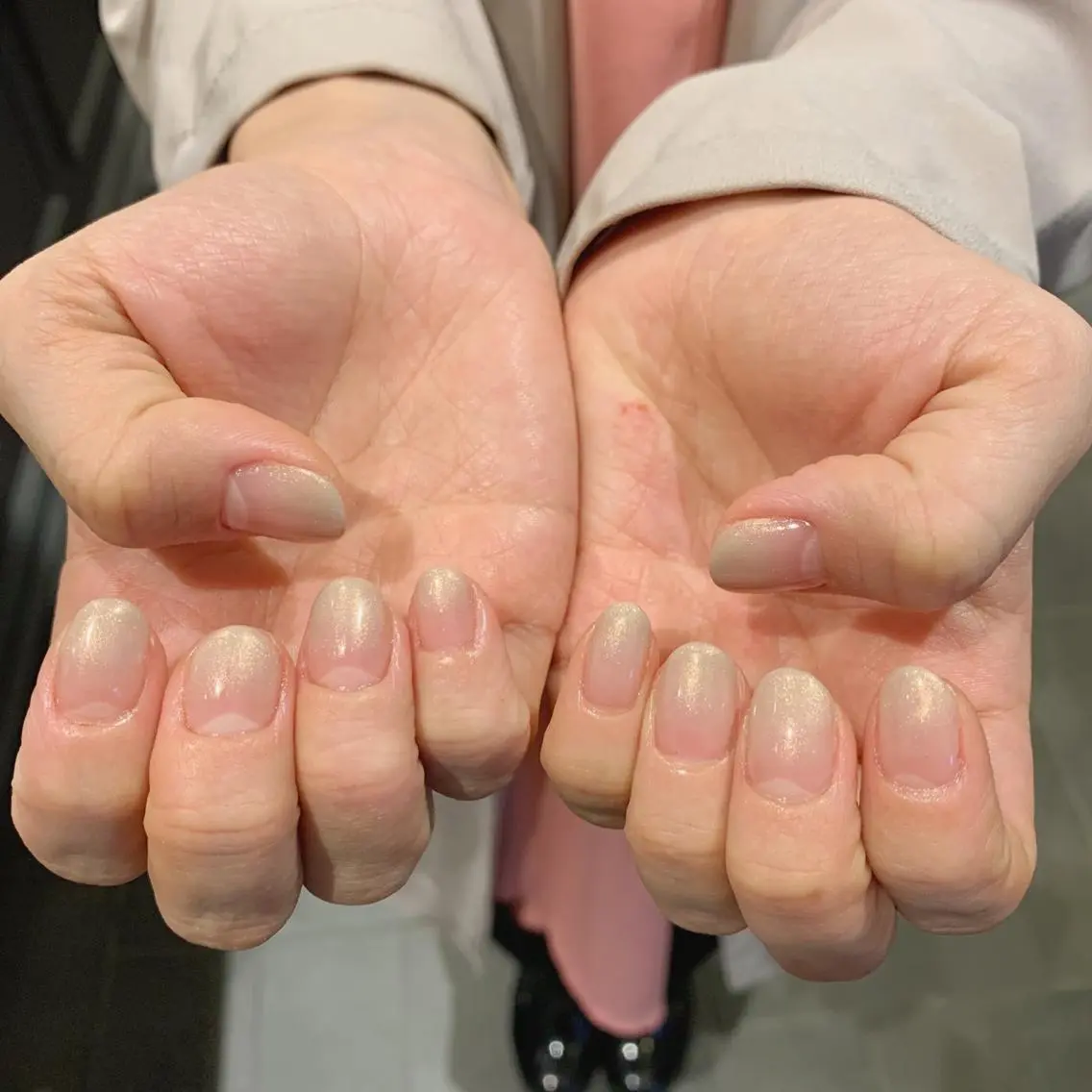 ネイル ジェルネイル グラデーション パラジェル 鈴木 里奈のネイルデザイン