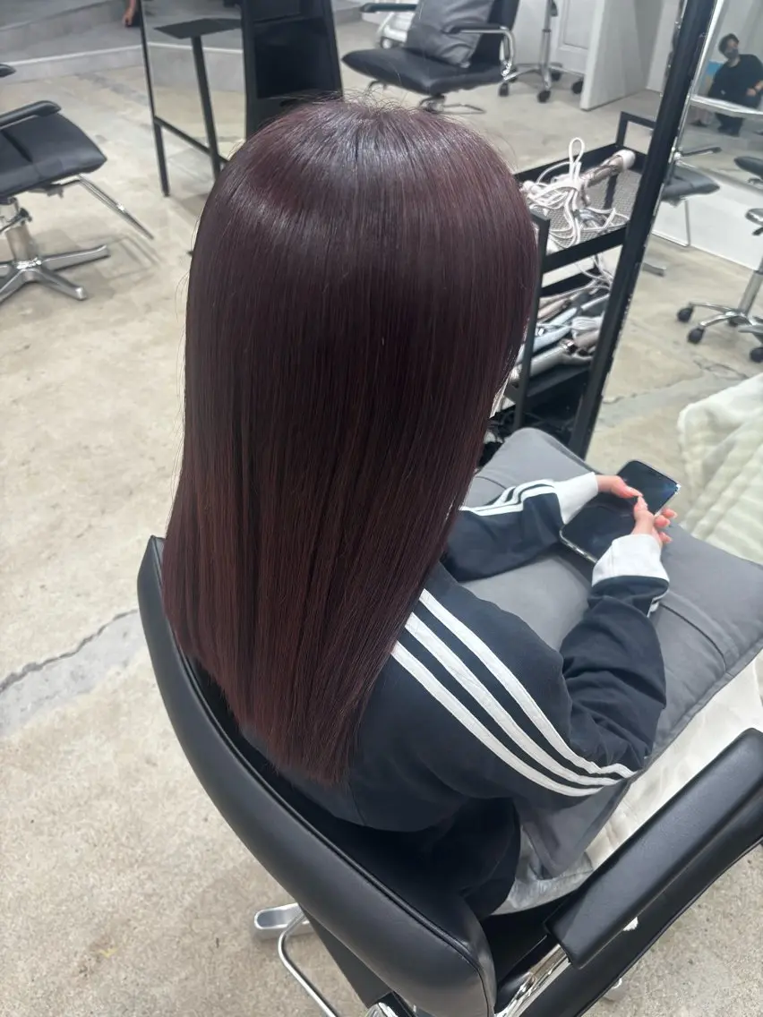 ロング ピンクブラウン 平澤 梓のヘアスタイル