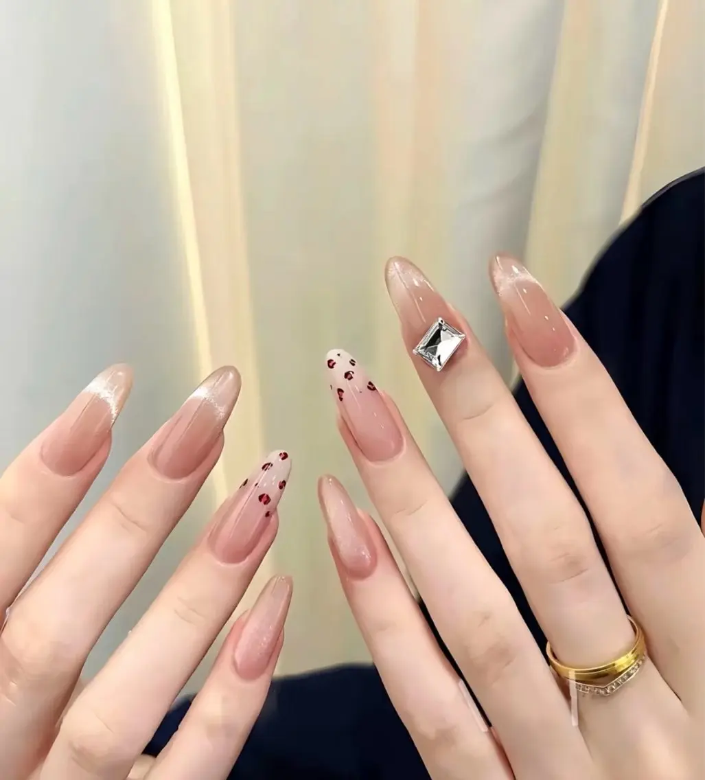ネイル フレンチネイル ラメ(グリッター) ラメグラデーション マグネットネイル 持ち込み Unicorn Nail原宿表参道のネイルデザイン