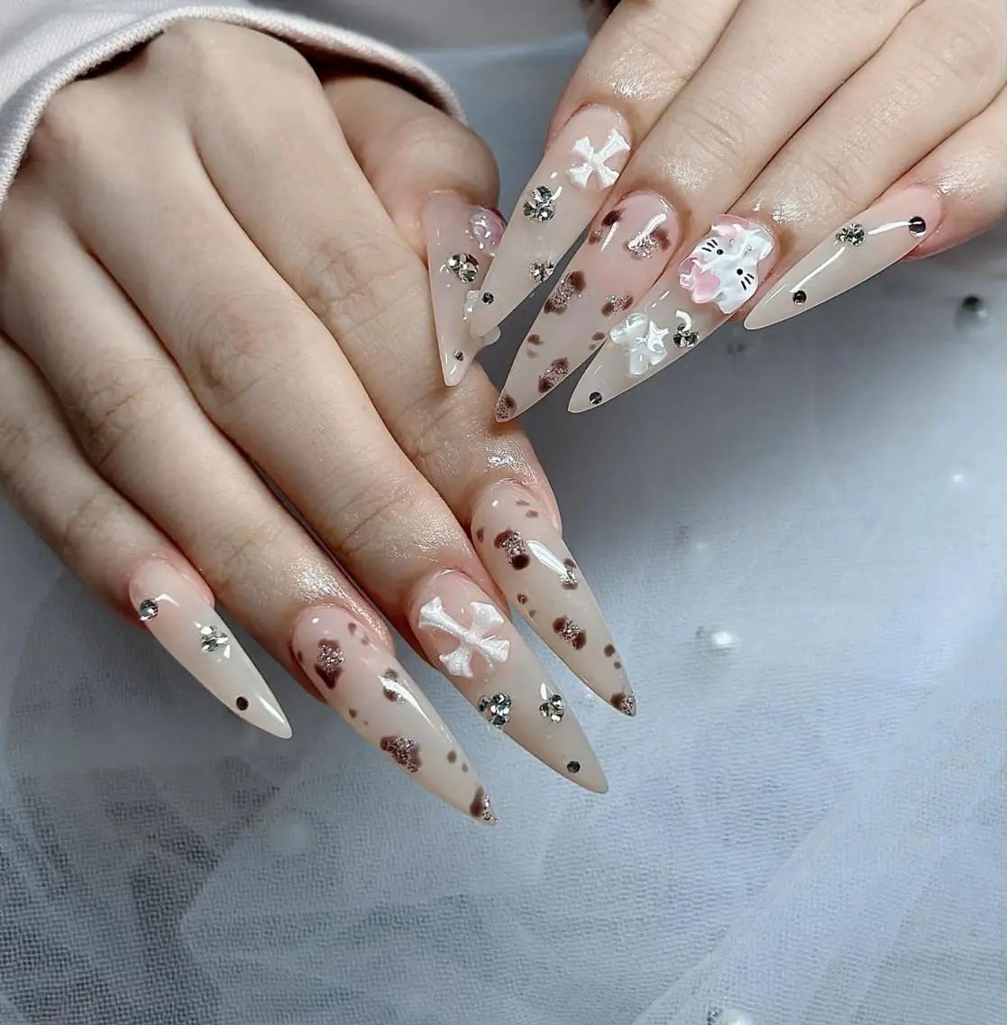 ネイル フレンチネイル ジェルネイル ハロウィン 韓国ネイル マグネットネイル ハンドネイル H.baby Nail Salonのネイルデザイン