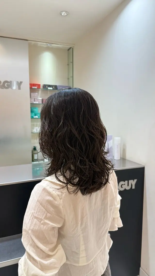 ミディアム パーマ akari / ミディアムパーマのヘアスタイル