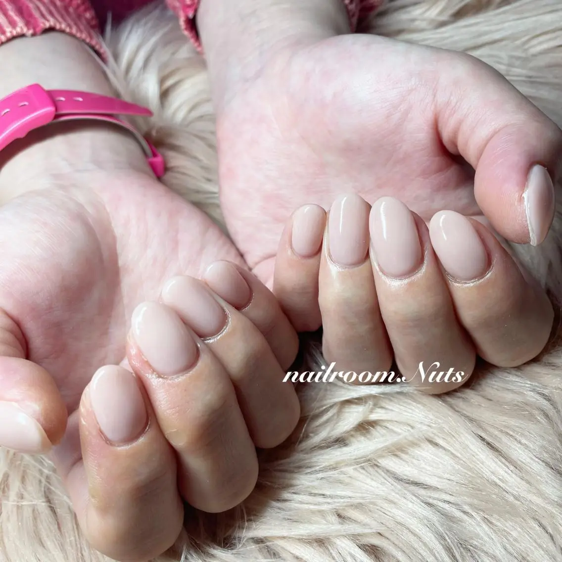ネイル ハンドネイル nailsalon Nutsのネイルデザイン