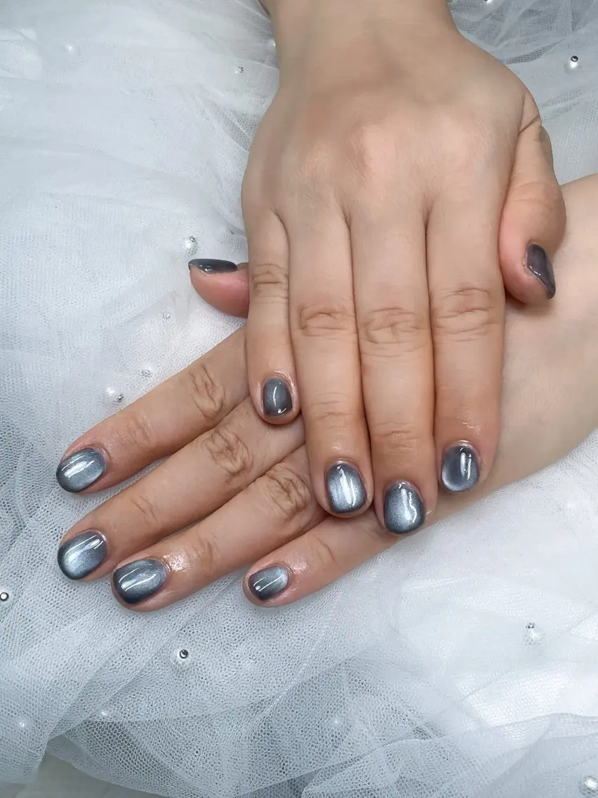 ジェルオフ無料💅ハンドマグネットワンカラー✨甘皮ケア込!の写真