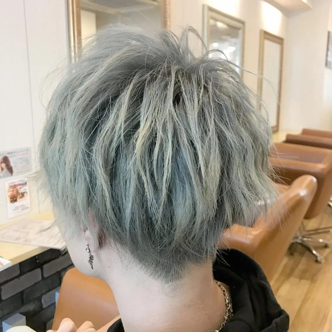 【メンズ限定】⭐️メンズカット＋ワンブリーチWカラーorハイライト＋ケアトリートメント¥12200の写真