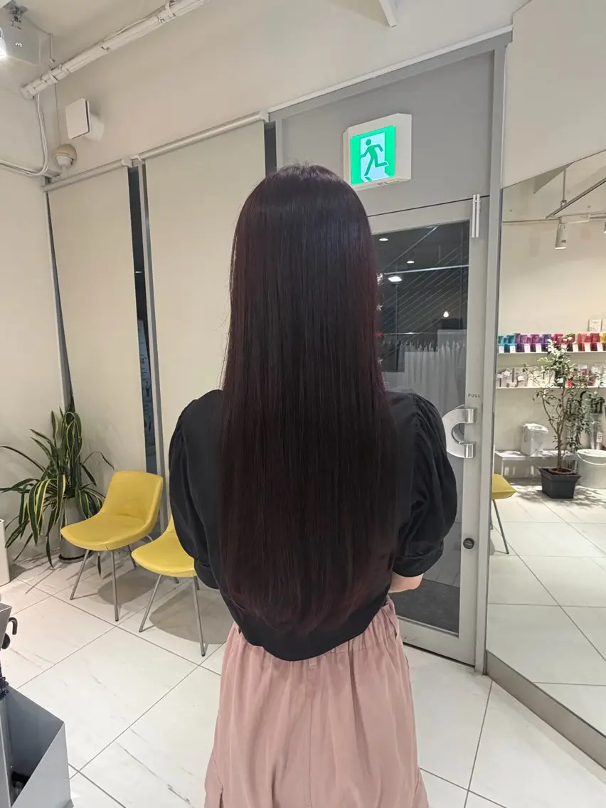 カラー ヘアカラー 黒川 恵莉のヘアスタイル