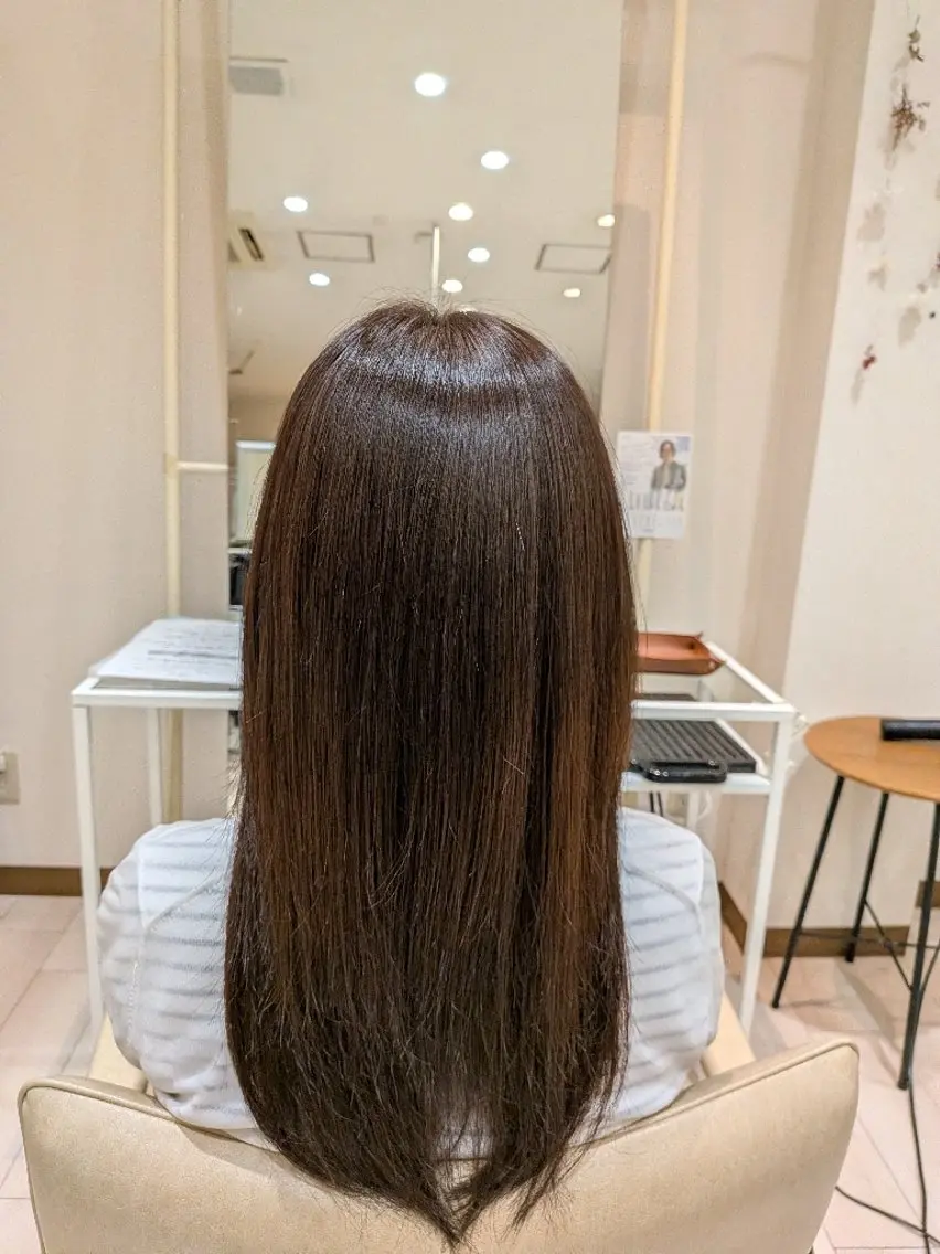 ロング ヘアカラー 深田 和瑛のヘアスタイル