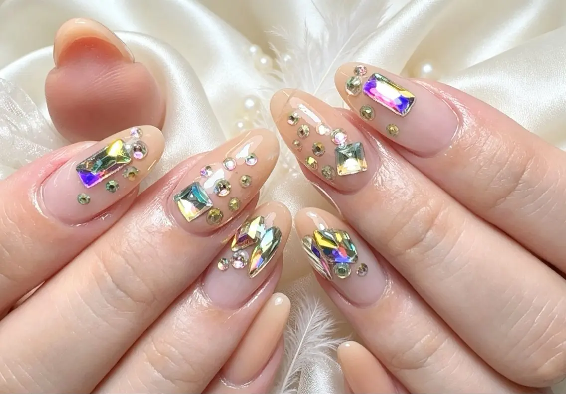 ネイル ハンドネイル Glow Minamiのネイルデザイン