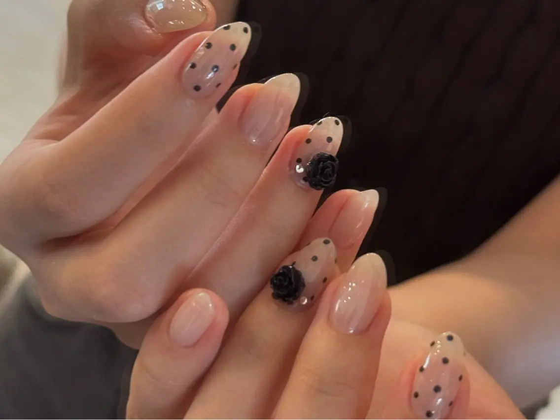 ネイル フレンチネイル マグネットネイル ニュアンスネイル シンプルネイル 春ネイル ハンドネイル LINEA.nail STUDIOのネイルデザイン
