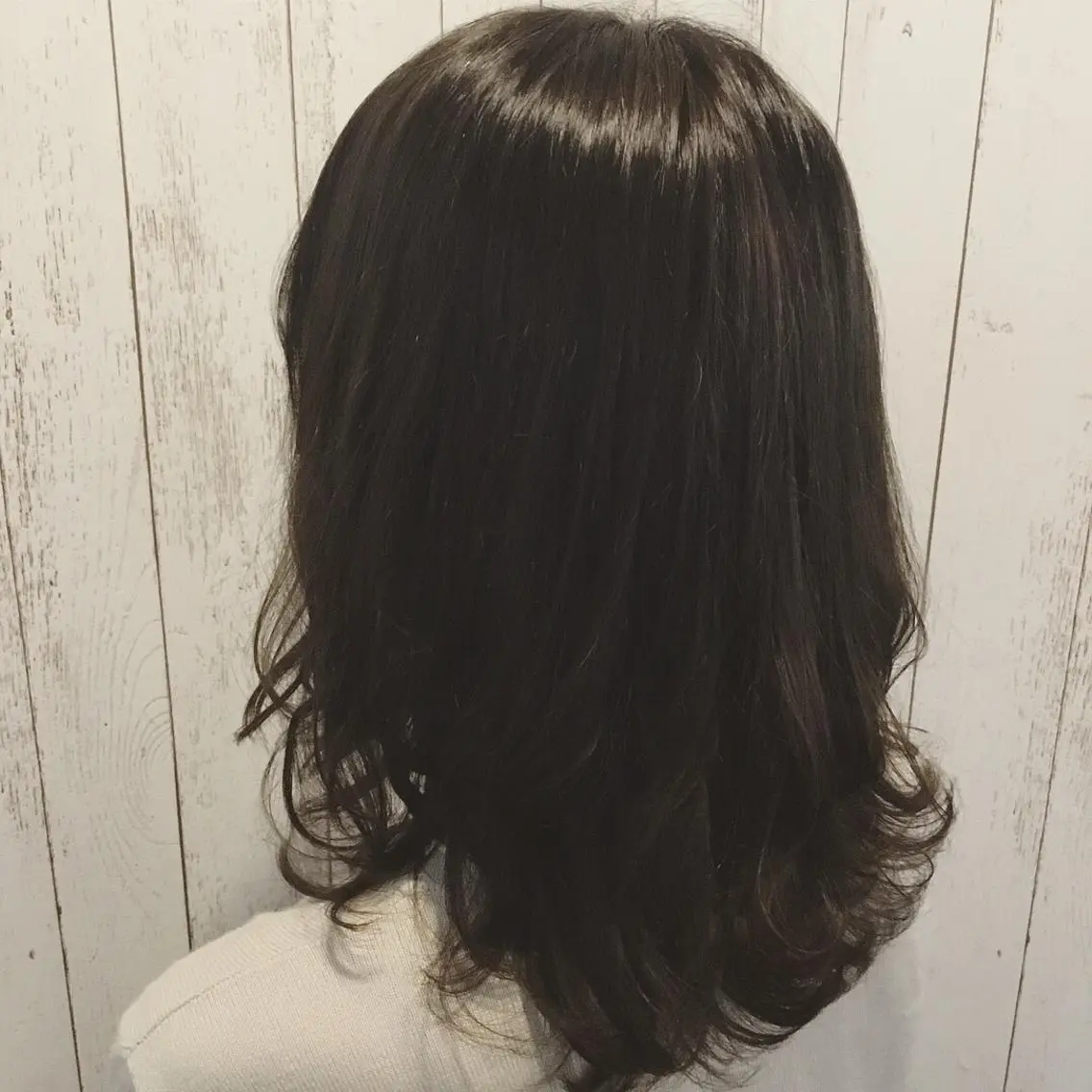 ミディアム カラー パーマ 金崎 新吾のヘアスタイル