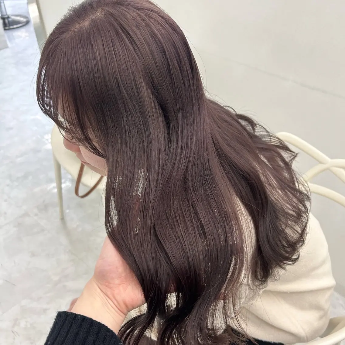 ロング ラベンダーベージュ 淡色ラベンダー♡ ニーナ🎀🦙のヘアスタイル