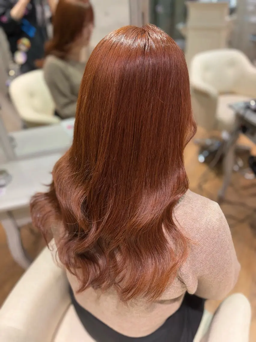 ロング カラー ブラウンカラー オレンジ 🩵ReiNa 🩵のヘアスタイル