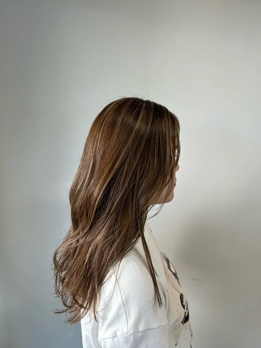 ロング ヘアカラー 相澤 拳のヘアスタイル
