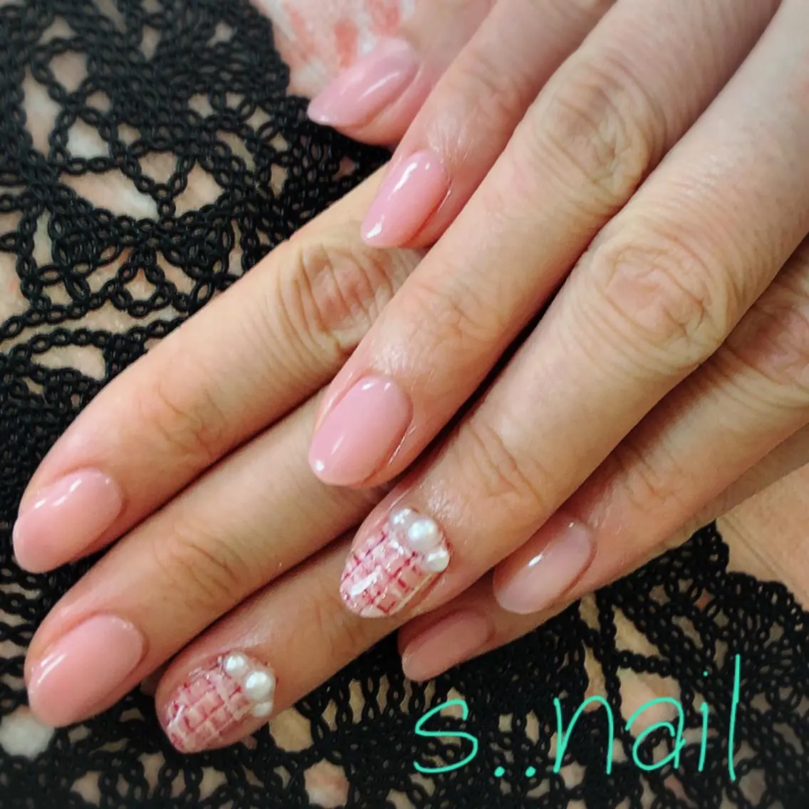 ネイル オフィスネイル ピンク ツイードネイル ハンドネイル フットネイル s..nail / MORITAのネイルデザイン
