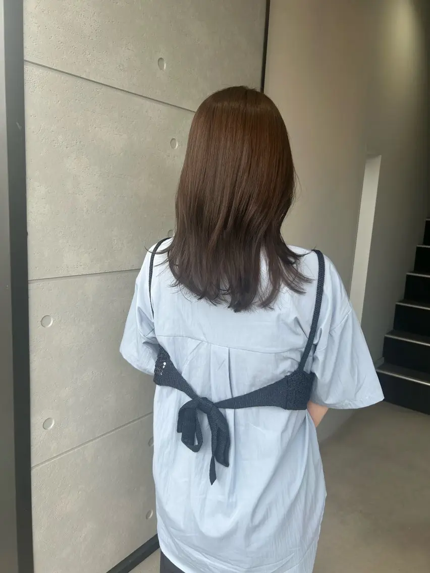 ミディアム カット ヘアカラー トリートメント 盛本 彩乃のヘアスタイル