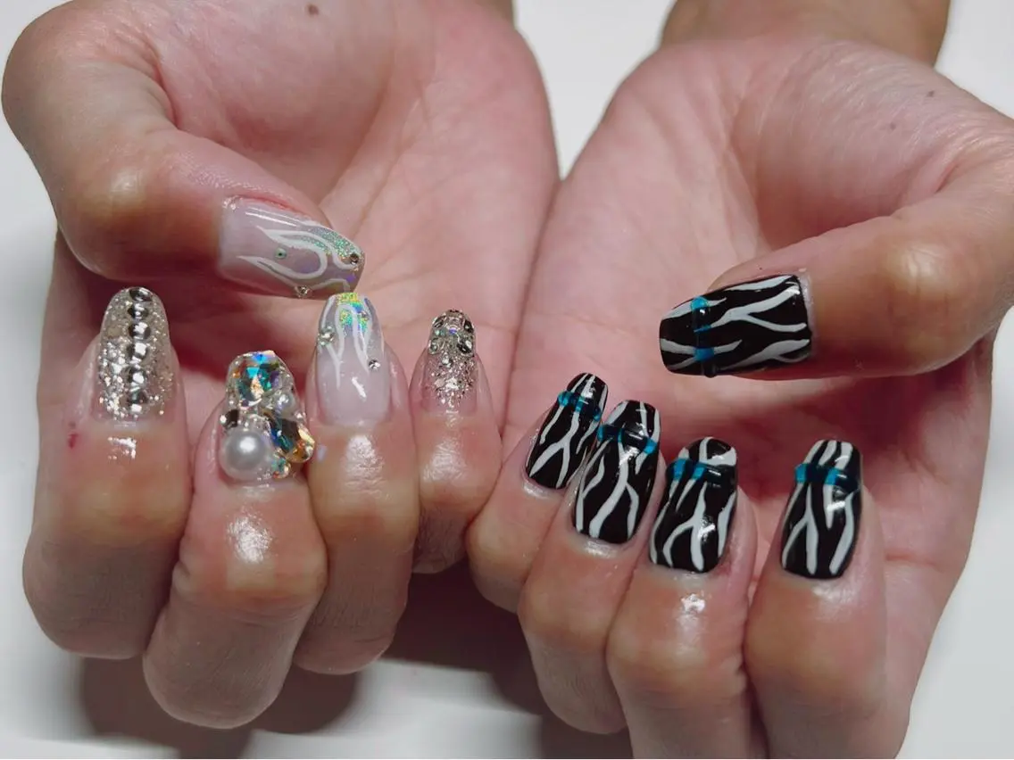 ネイル ハンドネイル IRAS..nail ＥＲＩＫＡのネイルデザイン