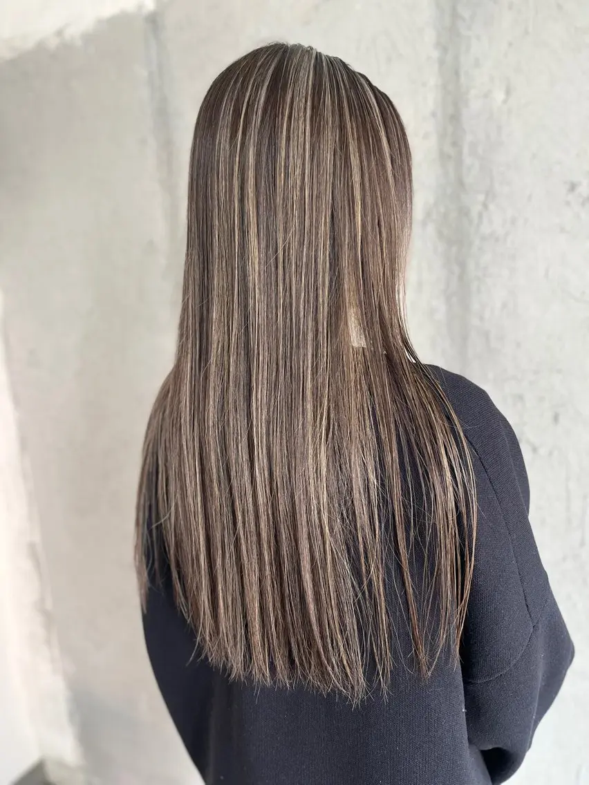 ロング カラー ヘアカラー sena 《Mariana》のヘアスタイル