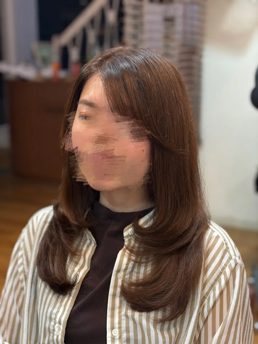 ロング レイヤーカット 甲斐 あおいのヘアスタイル
