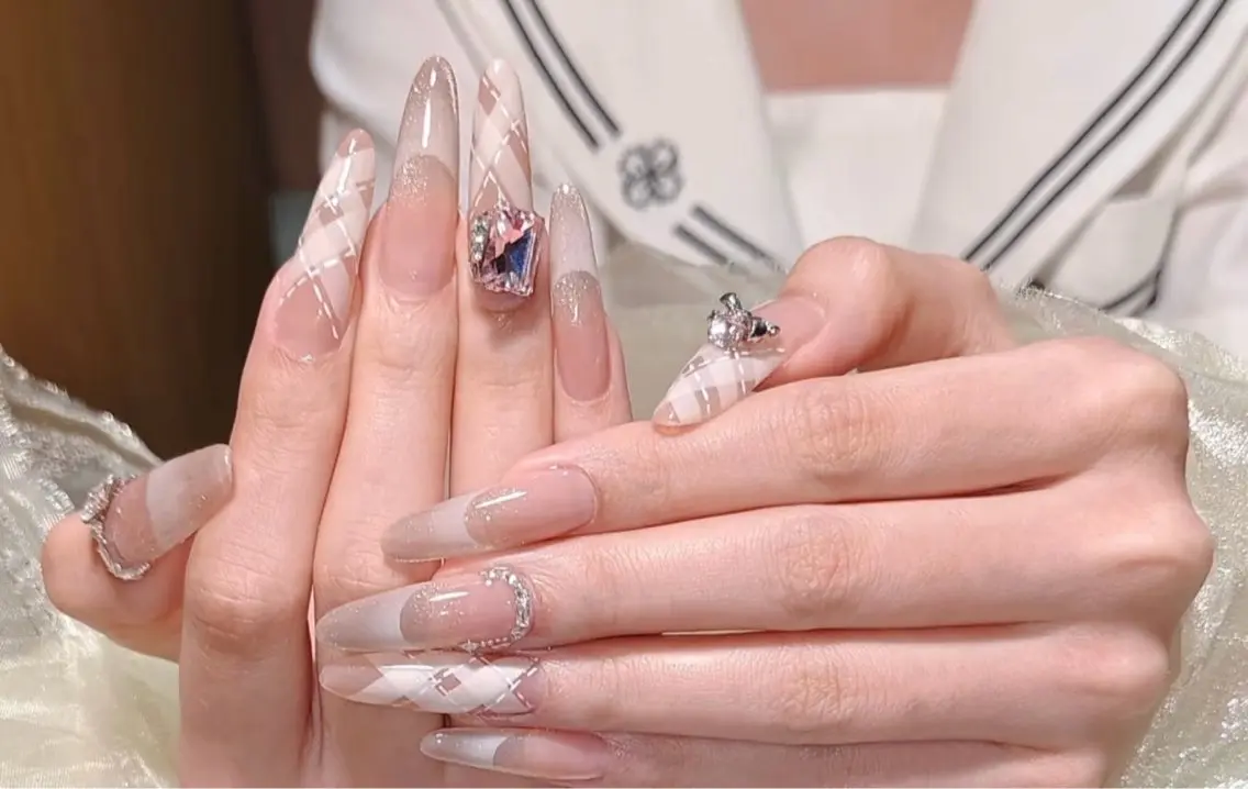 ネイル ハンドネイル D-BEAUTY Nailsalonのネイルデザイン