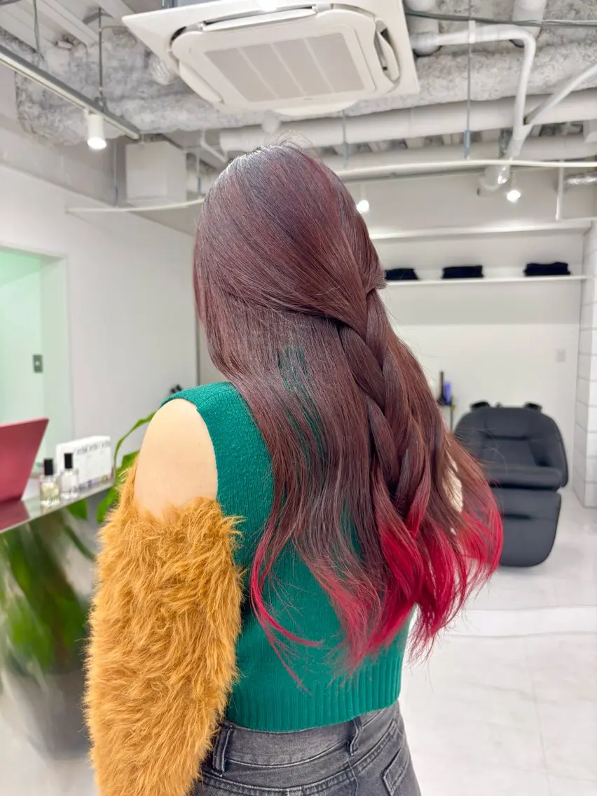 セミロング カラー カット ヘアカラー トリートメント ヘアセット 🎗副店長/井上 竜 ブリーチ指名No.1のヘアスタイル