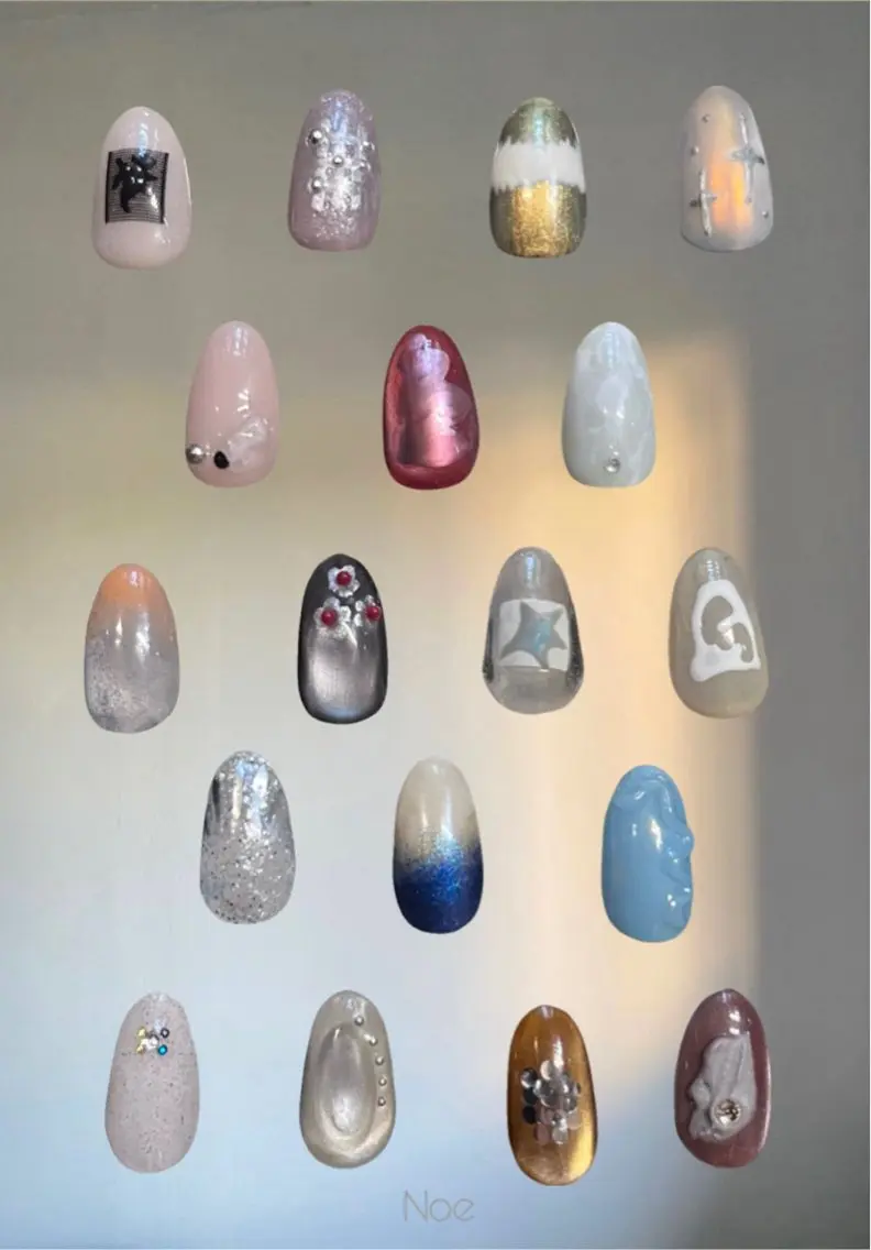 アートサンプルの中から2本アート🎨【オフなし】アート以外のお爪はワンカラーorマグネットの写真