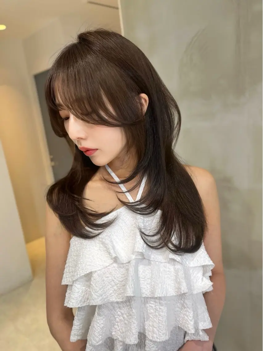 ロング カット ヘアカラー トリートメント 海野翔吾🇨🇳 ワンホンレイヤーのヘアスタイル