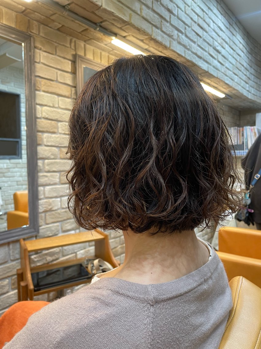 ショート パーマ ボブ カット パーマ レイヤースタイル⭐️ 村上のヘアスタイル
