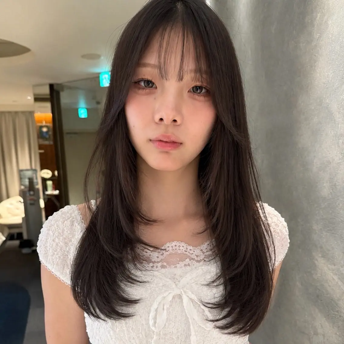 ロング モデル募集/カレン /レイヤーカットのヘアスタイル