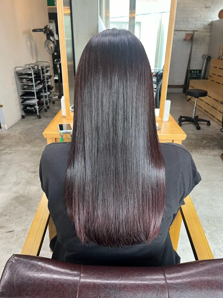 カラー 秋山 美奈のヘアスタイル
