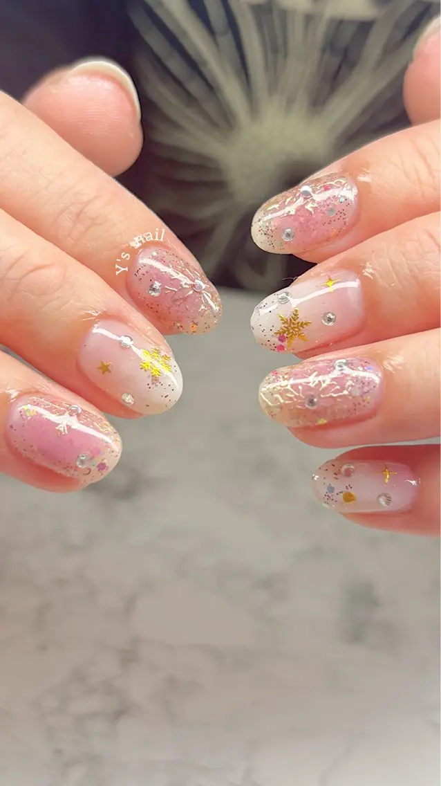ネイル チークネイル 手書きが得意🖌️ Y’s  nailのネイルデザイン