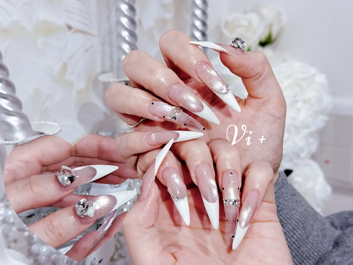 ネイル ハンドネイル ✨Nailsalon Vi+✨のネイルデザイン