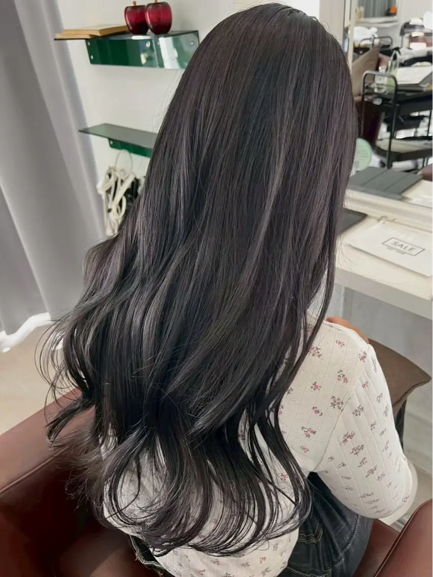 ロング カラー 杉村 南海のヘアスタイル