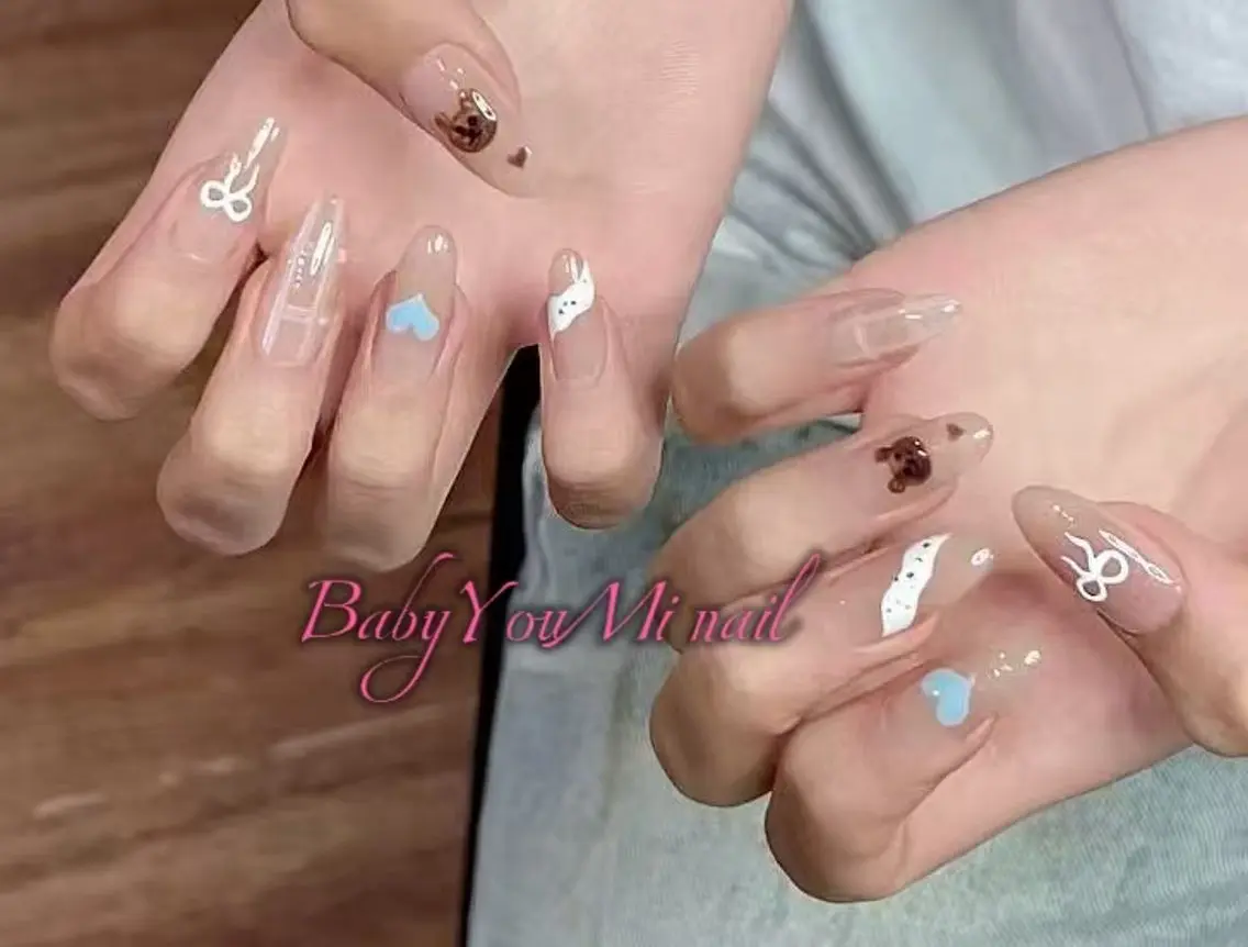 ネイル オーロラネイル フラワーネイル フットネイル フレンチネイル ジェルネイル ハンドネイル BabyYouMi nailのネイルデザイン