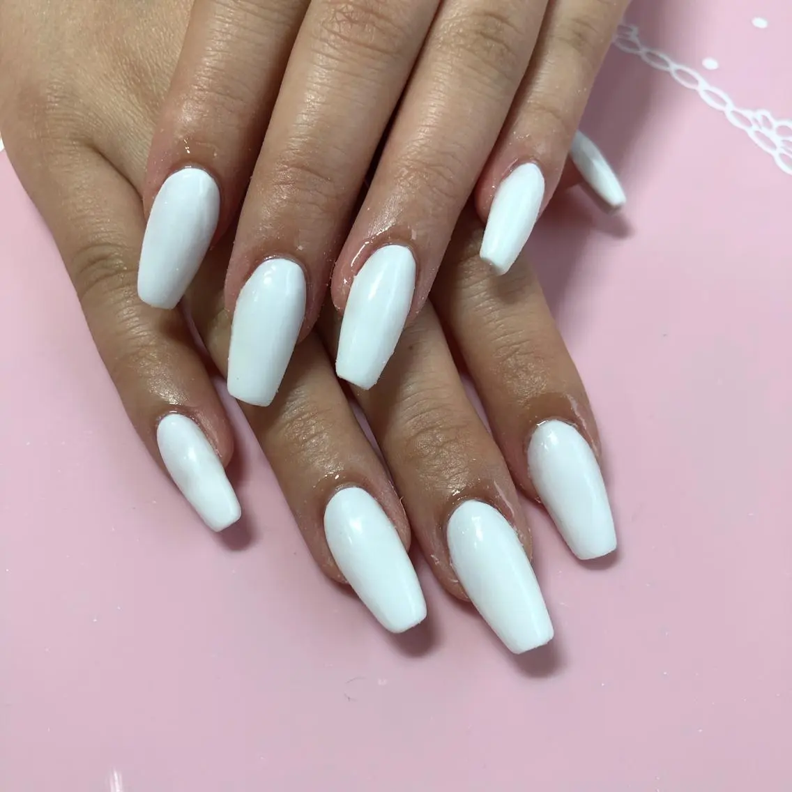 ミディアム ネイル ハンドネイル 《LB》ラブリエ Nail&eyeのマツエク・マツパデザイン