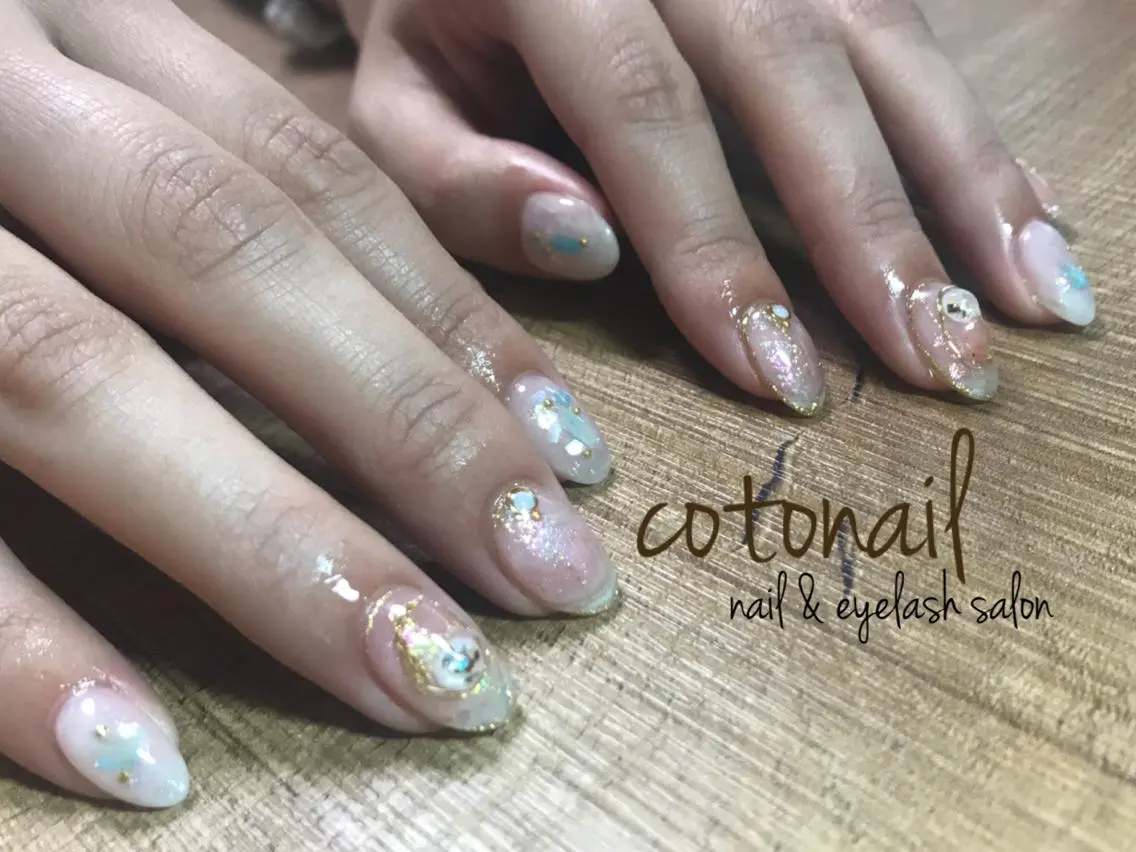 ショート ネイル アートネイル ハンドネイル ツメトマツゲ .のネイルデザイン