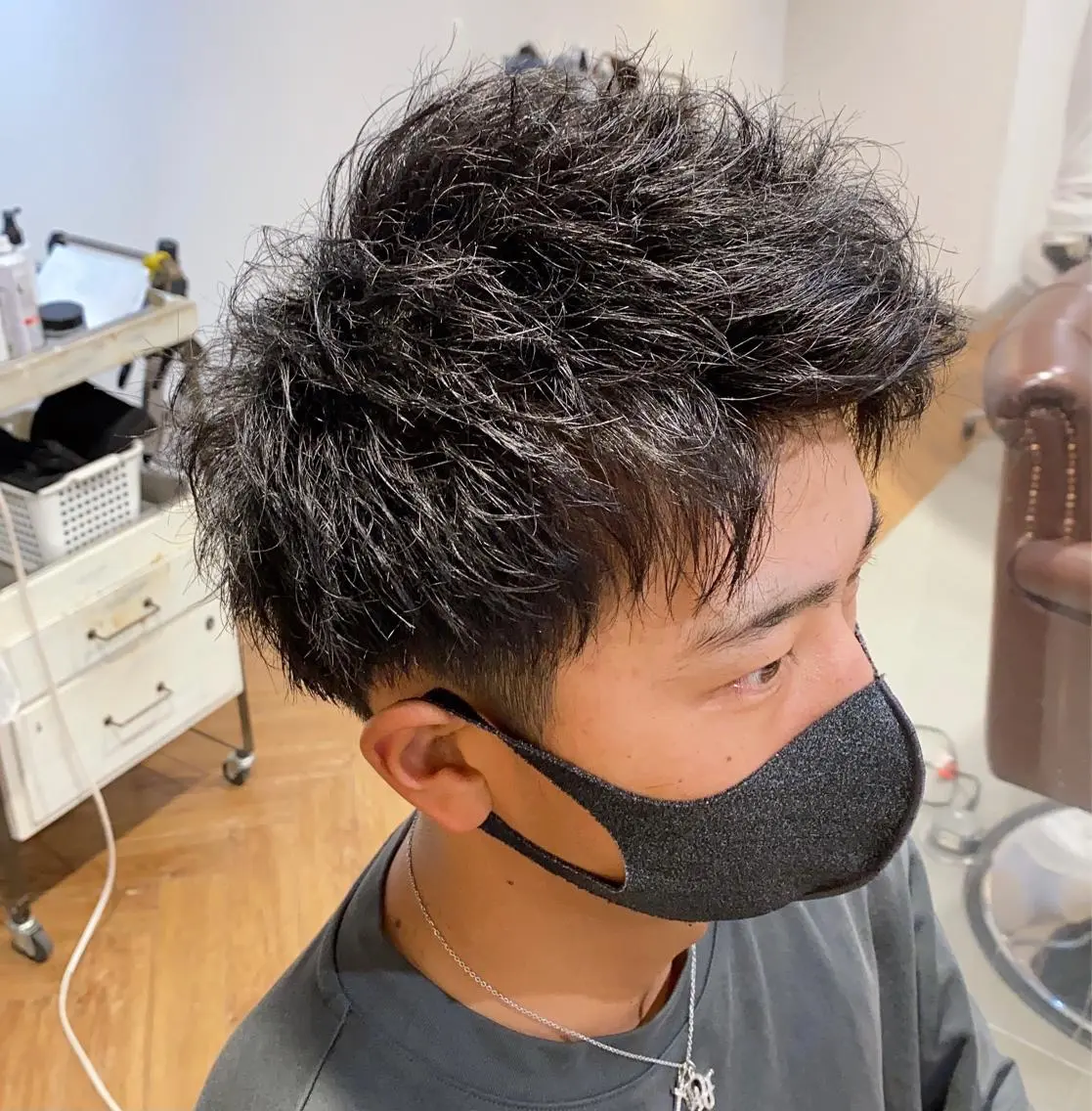 ショート パーマ メンズ メンズパーマ メンズツイストパーマ ツイストパーマ カット ヘッドスパ メンズパーマ 西條真治のヘアスタイル