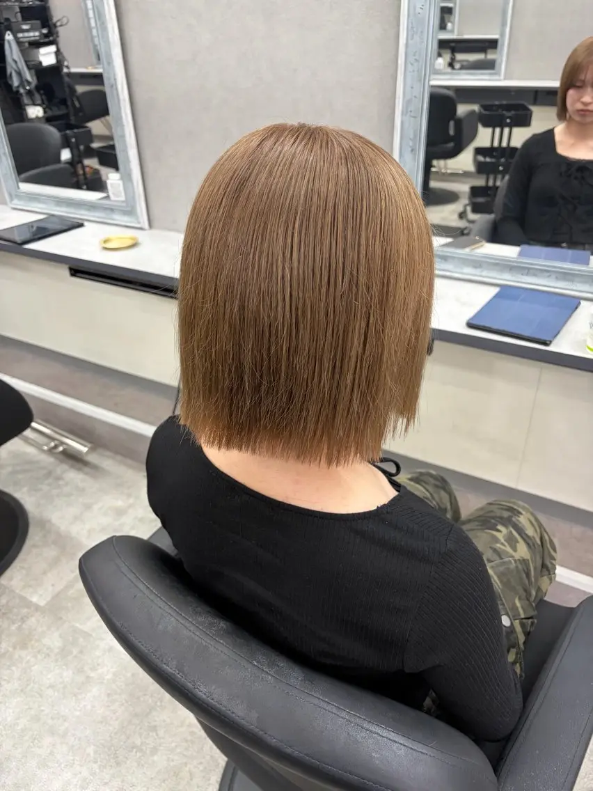 ショート カラー ヘアカラー トリートメント ブリーチ有無Wカラー メンズパーマ大成のヘアスタイル
