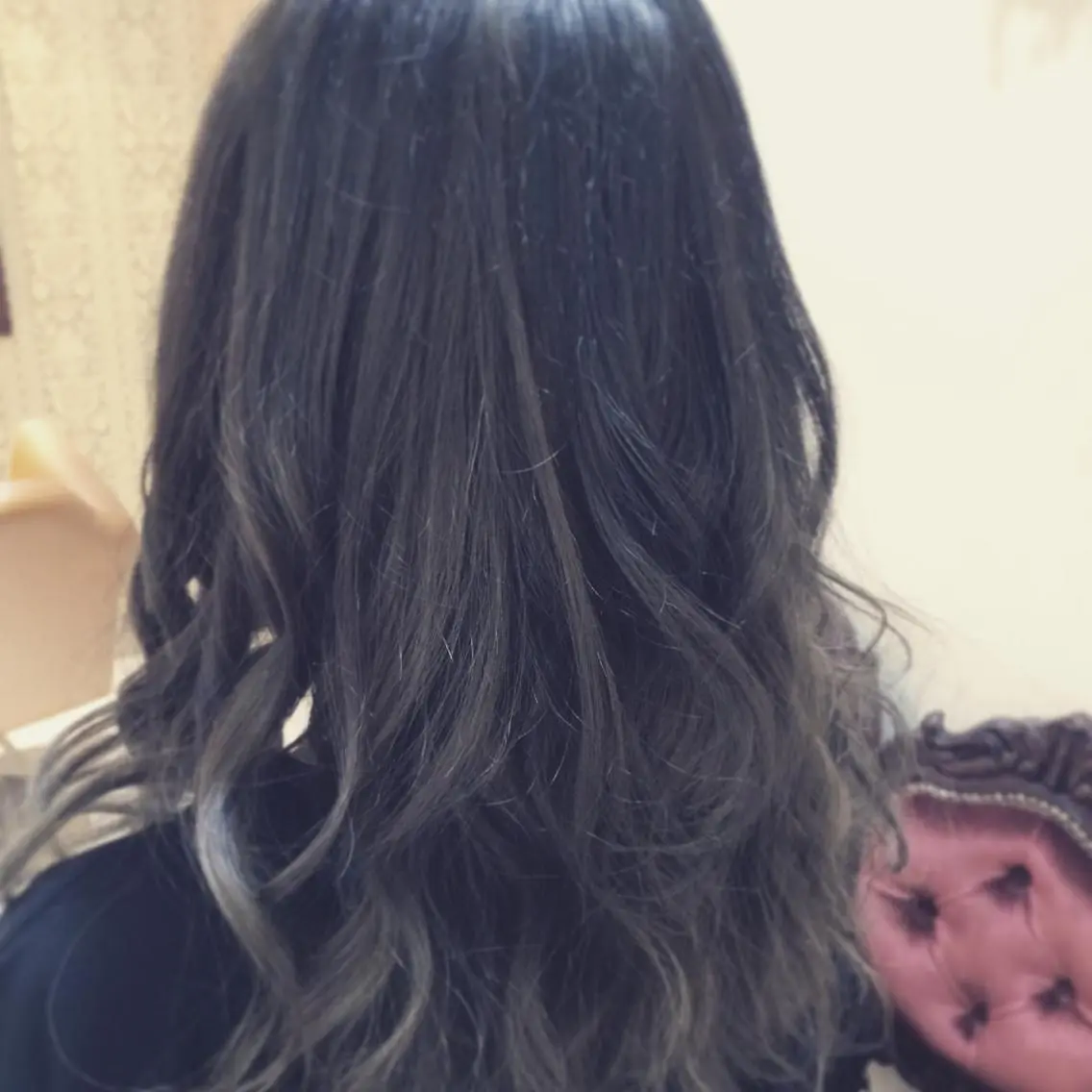 セミロング ロング カラー ダークグレー kazufumi ..のヘアスタイル