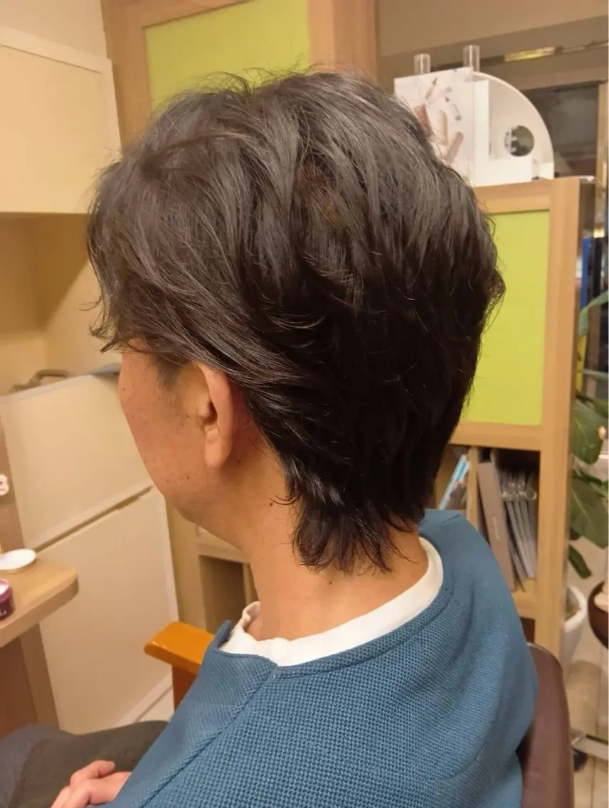 ショート くせ毛 ウルフカット 鈴木 莉恋のヘアスタイル